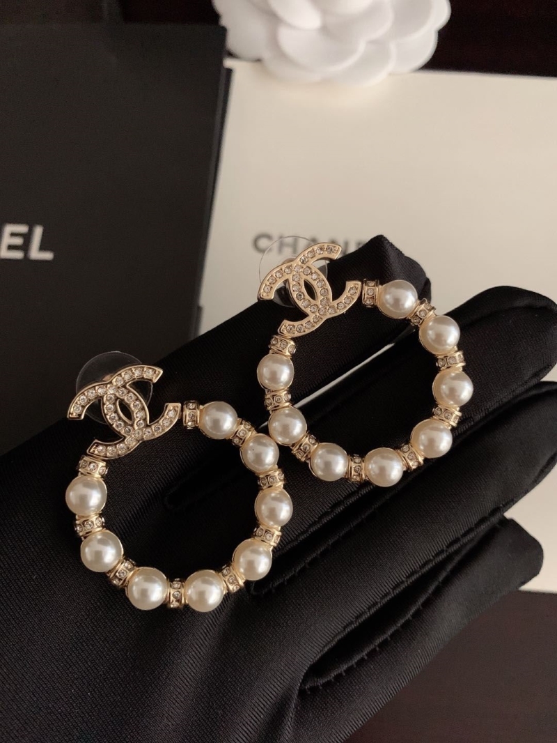 Ch**el earrings